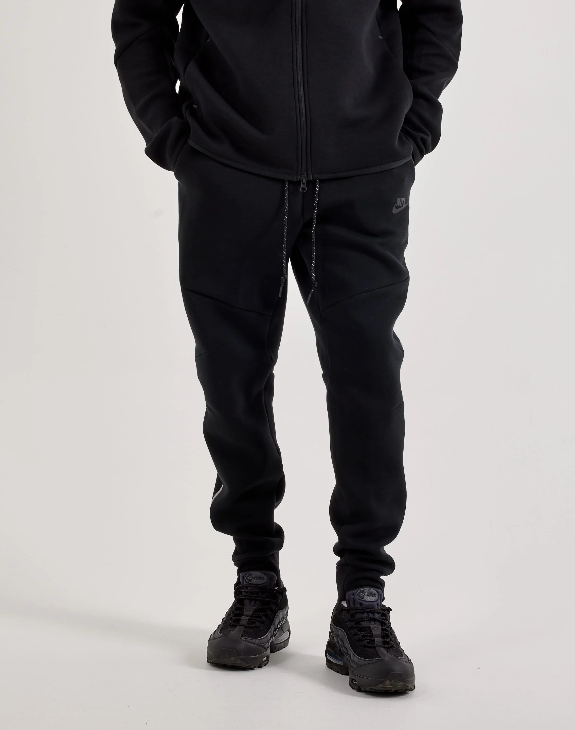 Pantalón Nike Tech Reflective