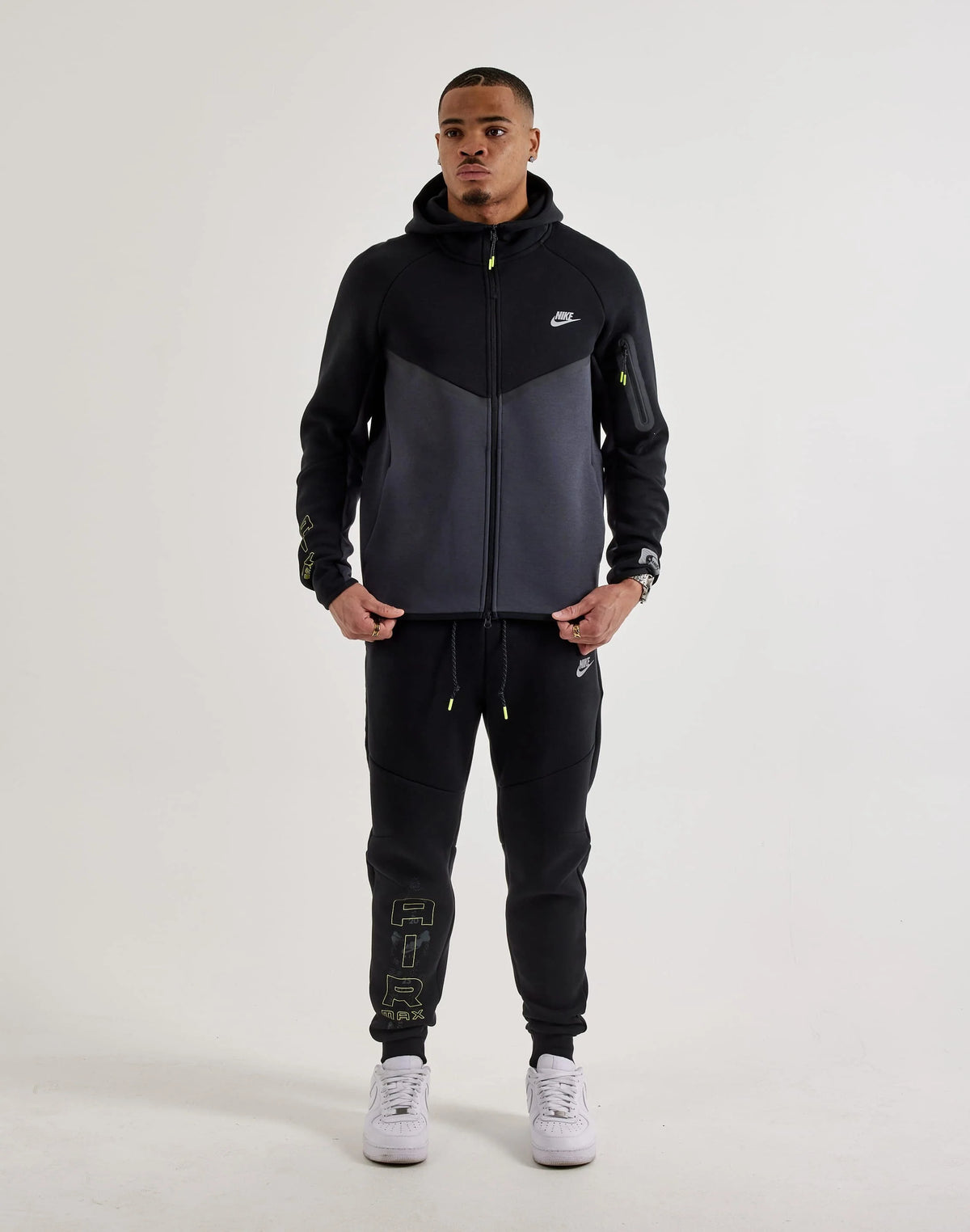 Conjunto Nike Tech Air max