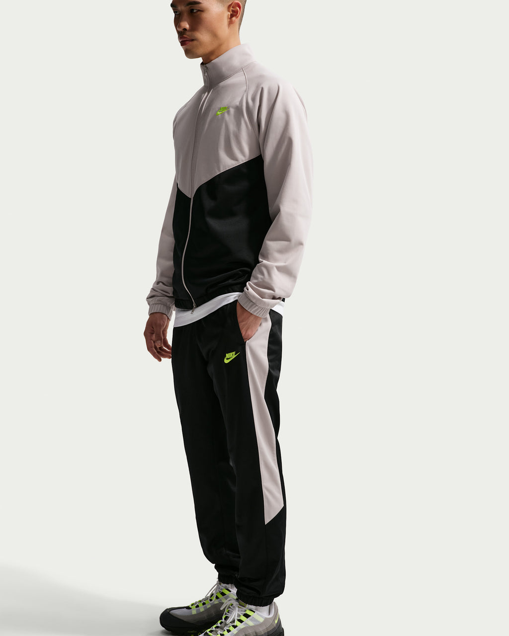 Campera Nike Logo Bordado