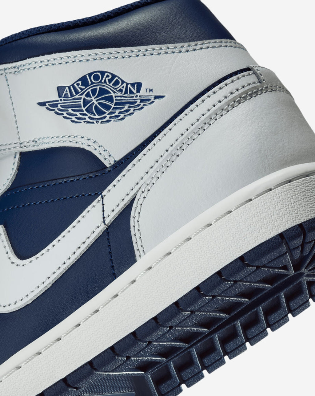 Air Jordan 1 Mid