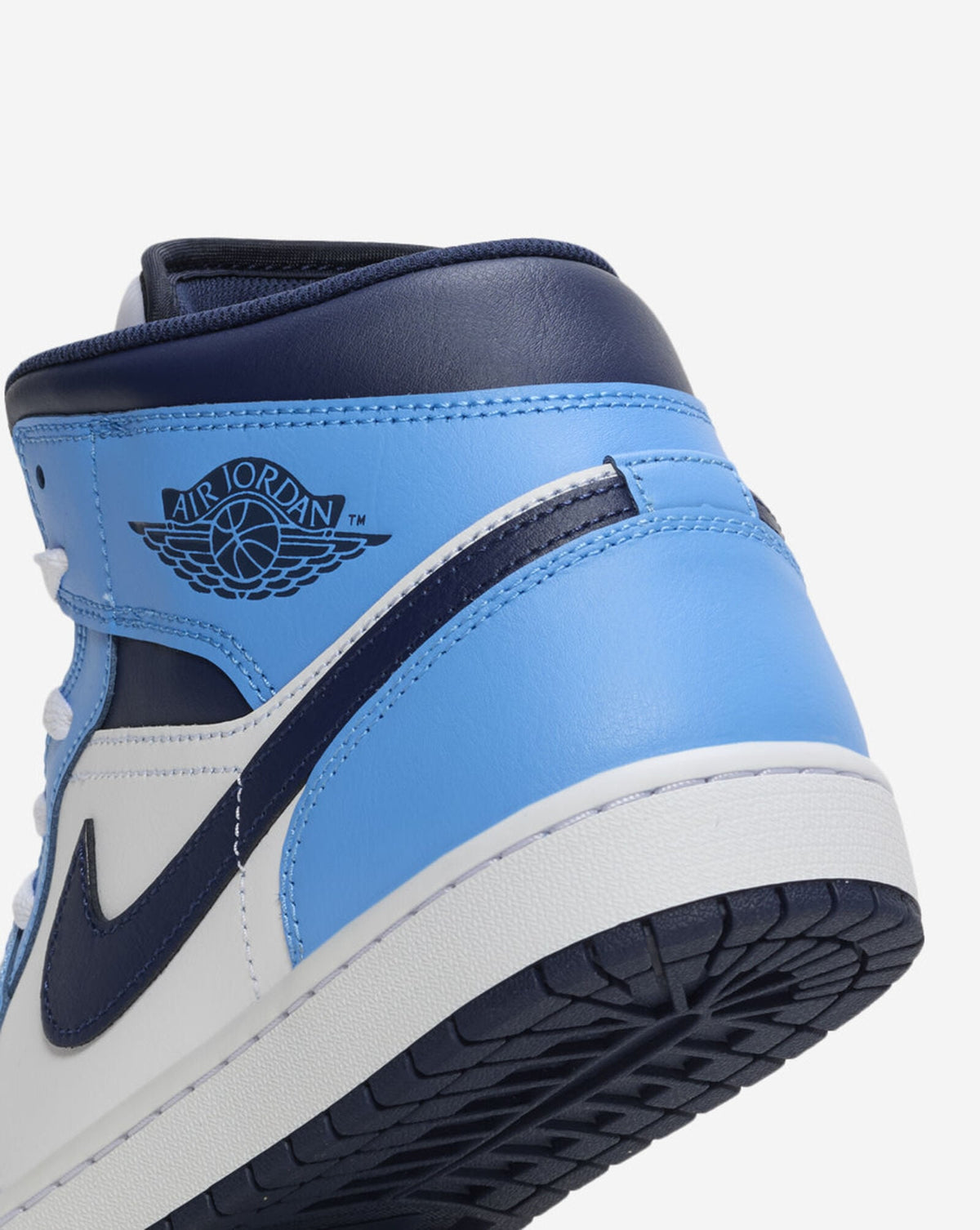 Air Jordan 1 Mid