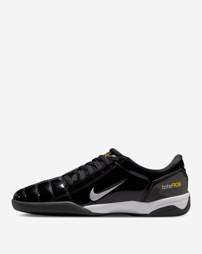 Nike Total 90