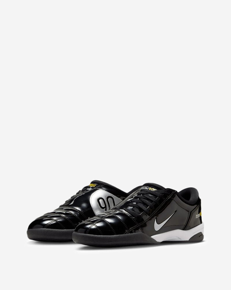 Nike Total 90